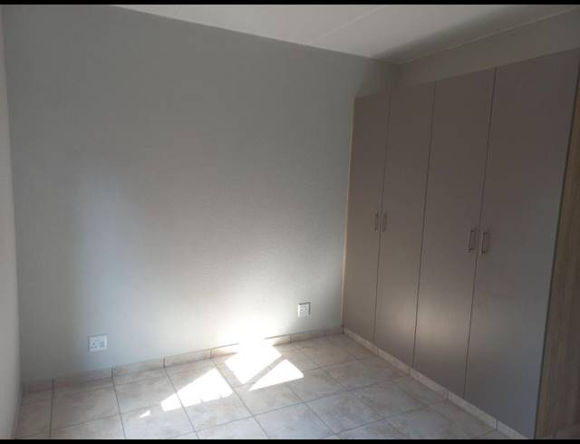 2 BEDROOM COMPLEX FOR SALE IN RAVENSWOOD
